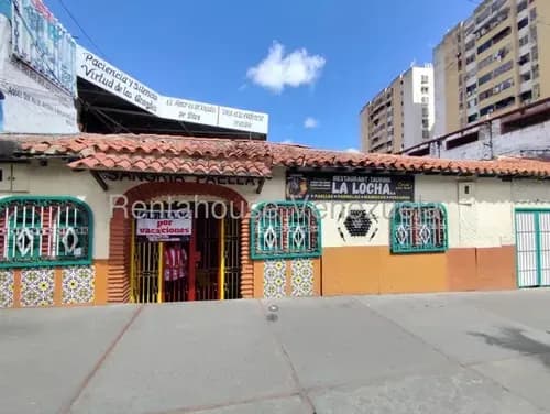 Oportunidad De Negocio En Venta Local Restaurant Con Excelente Ubicación En Charallave 14480-6 Wh.-
