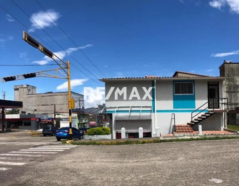 ALQUILER DE LOCAL COMERCIAL ARIGAR NUMERO 8