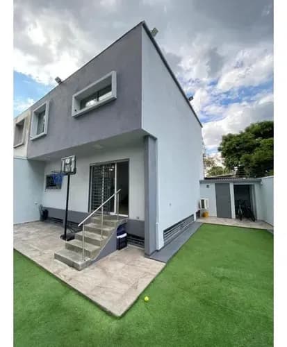En Venta Townhouse Res. Taj Mahal Urb. Trigal Sur. N Lh