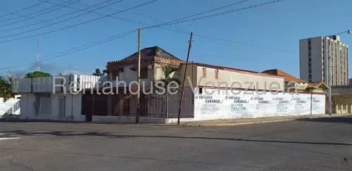 Terreno En Venta Cerca De Plaza De La Republica Cb