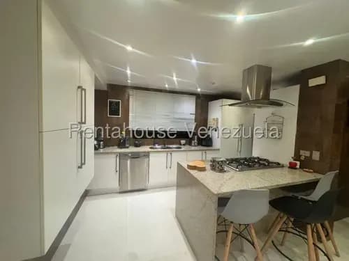 Apartamento En Venta, Urb. Parque Caiza