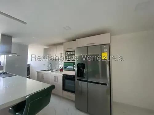 Marydoll Mogollón Vende Hermoso Apartamento Ubicado En Las Trinitarias, Barquisimeto-lara