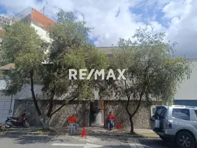 ALQUIER OFICINA SAN ROMÁN LAS MERCEDES 20 MTS, 1 BAÑO 26-06