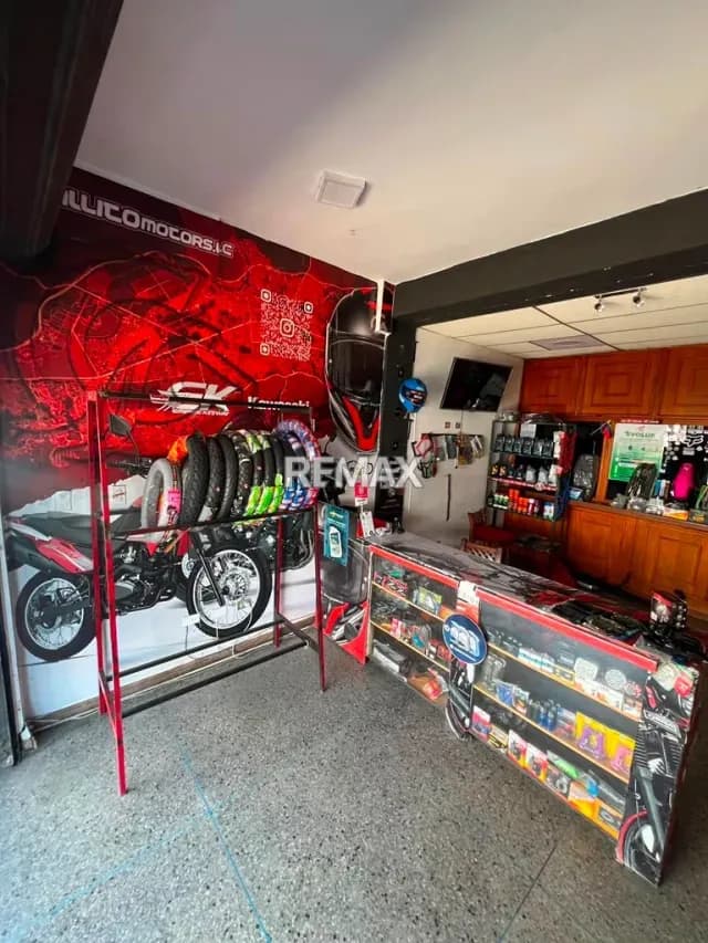 VENDO NEGOCIO EN ZONA REPUESTERA DE BARQUISIMETO