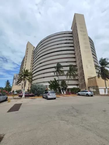 Apartamento Edif Laguna Blanca, Av Bolivar, Porlamar