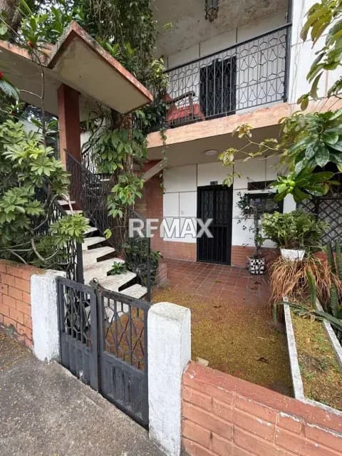LOCAL COMERCIAL BARRIO OBRERO