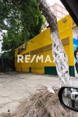 Venta. Local Comercial. UD4 Caricuao. Caracas.