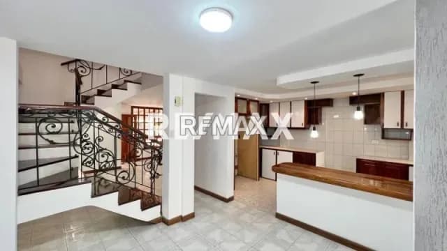 Se alquila casa Conjunto Residencial Trebolera Final Avenida España