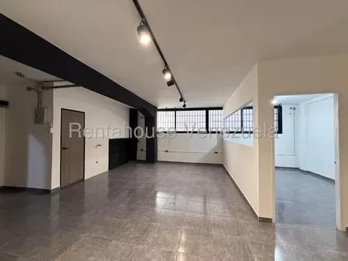 Local En Alquiler En Chacao Con Ubicación Estratégica Y 120 Mts De Potencial Comercial #26-16915 Magaly