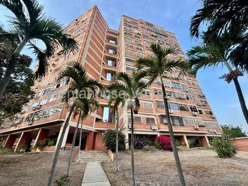 // Maria Elena Oropeza // Vende Encantador / Amoblado /equipado / Apartamento En Piso Bajo /moderna Cocina / Ofrece Total Comodidad / Con Acceso A Planta Eléctrica / En Nueva Segovia, Lara