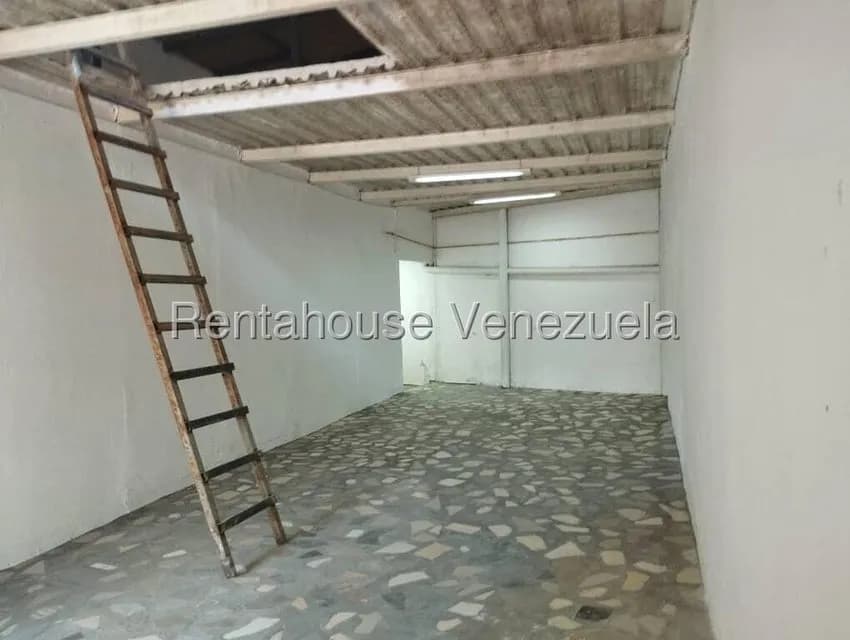 Comercial (Local Comercial) en Alquiler en Los Rosales, Distrito Metropolitano