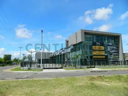 Centro Comercial En Venta C.c Suata, Unare Ii Calle Neveri