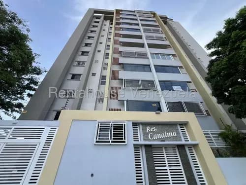 Lujoso Apartamento En Venta En San Jacinto Maracay De 133mts2 26-7368 Holder