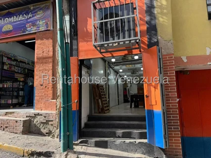 Comercial (Local Comercial) en Venta en Petare, Distrito Metropolitano