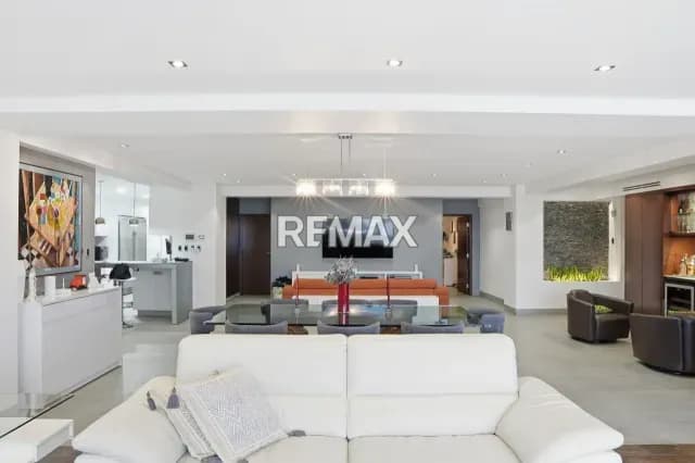 Apartamento en Lomas del Sol