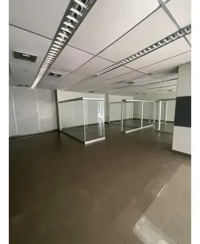 Se Alquila Local En Guacara De 300m2