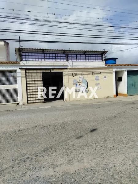 Alquiler de Local Comercial en Avenida Campo Alegre de Oportunidad
