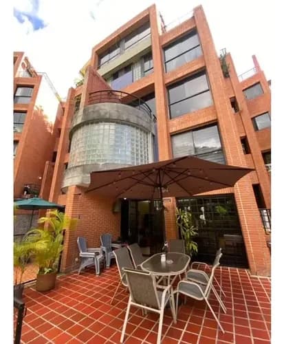 Vendo Townhouse En La Urbanización La Boyera