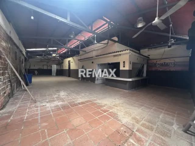 LOCAL COMERCIAL EN VENTA CALLE DEL HAMBRE MAÑONGO NAGUANAGUA EDO. CARABOBO