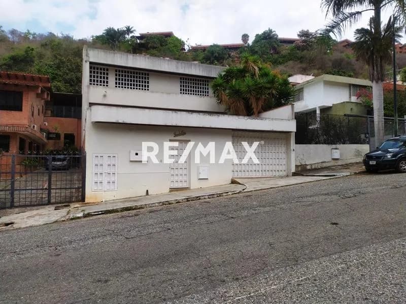 CASA EN VENTA - URB. EL CAFETAL