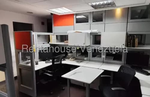 Oficina En Alquiler En Los Dos Caminos Mls 26-1322 Yf