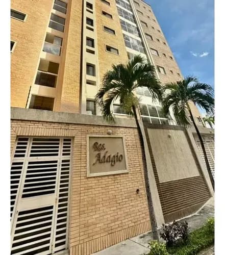 En Venta Apto. En Urb. La Soledad Mcy. Edo. Aragua