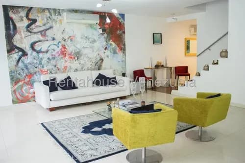 Casa De Múltiples Niveles En Venta En Alta Florida, Distrito Metropolitano. Yg7197