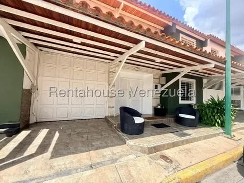 Rentahouse Lara Vende Elegante Casa Moderna En Avenida Principal; Conjunto Privado Con Vigilancia, 4 Hab, Cocina Concepto Abierto, Anexo Independiente Y Tanque De 6.000 L. ¡lista Para Habitar!