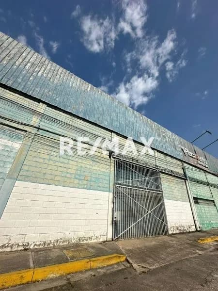 VENTA DE GALPON UBICADO EN LA AV.INTERCOMUNAL TURMERO AL LADO DE FRIO MADEIRENSE