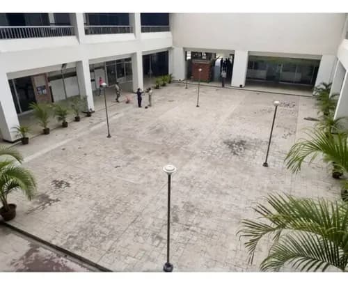 Alquiler Local Comercial 694m2 Y Altura 5,40 Mts Los Chaguaramos