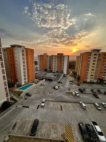 Apartamento De 2 Habitaciones, 2 Baños , Cocina , Sala Y Comedor En Un Sólo Ambiente, 1 Puesto De Estacionamiento
