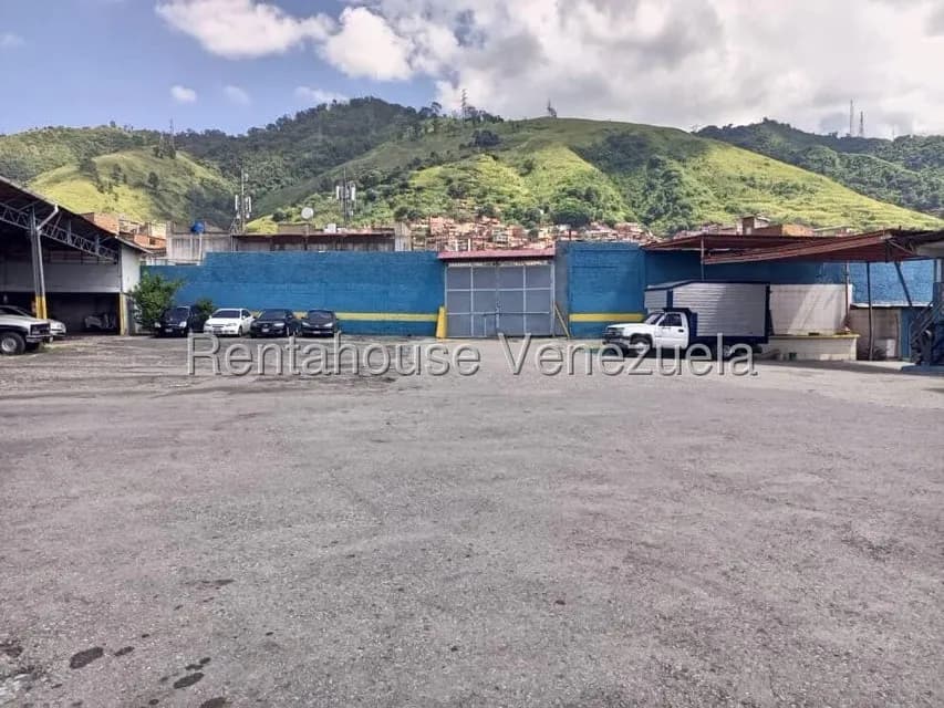 Comercial (Estacionamiento) en Venta en Catia, Distrito Metropolitano