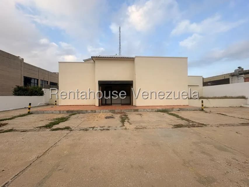 Comercial (Local Comercial) en Alquiler en Avenida Bella Vista, Zulia