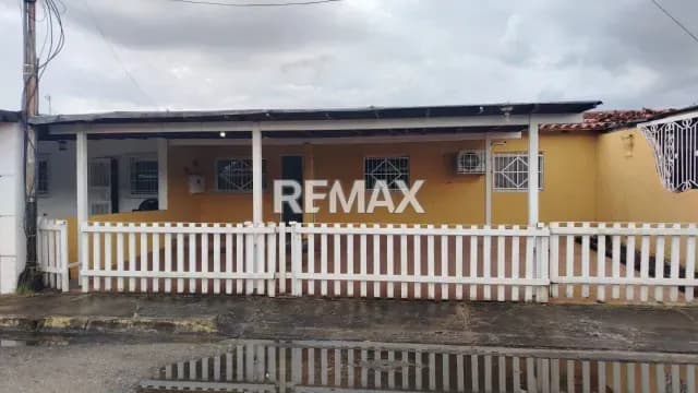 COMODA CASA EN VENTA EN MATURIN EN LA URBANIZACION BELLA VISTA