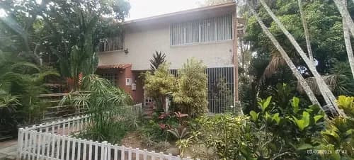 Alicia Velasco Realstate Vende Bellisimo Town House En Potro Redondo Il Para Actualizar