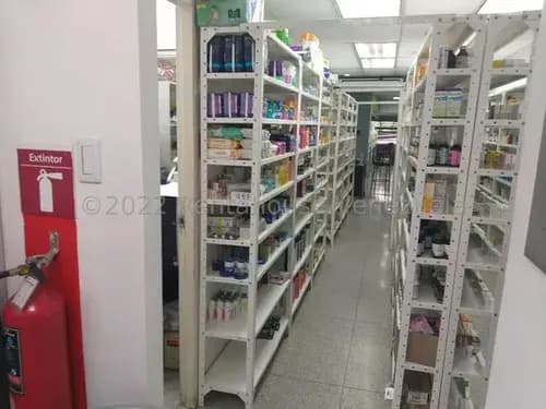 Venta Local Comercial Trapichito Guarenas 85m2 Aire Cantv 26-10000 $48.000