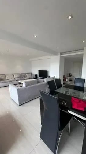 Apartamento Alquiler La Castellana 70m2 / 2h-2b-1p Ep