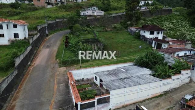 Terreno en Venta sector Cueva del Oso!