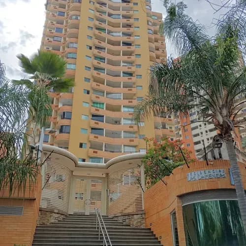 Md Vende Apartamento En Las Chimeneas