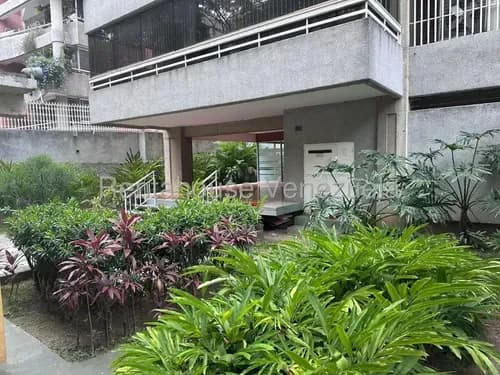 Y.t. Apartamento En Venta, La Florida Mls #25-19756