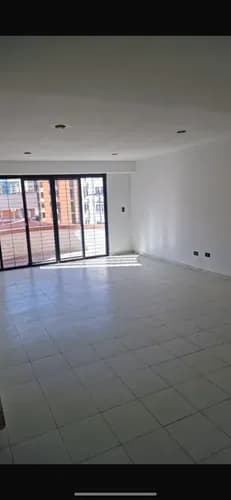 En Alquiler Apartamento En El Bosque Con Planta Eléctrica Sin Amoblar Maracay Edo Aragua
