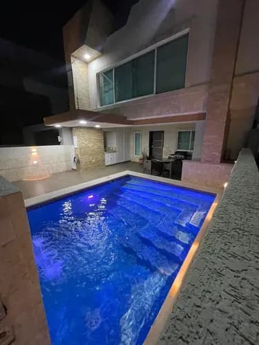 Casa Bote Moderna En Alquiler Fijo Y Vacacional
