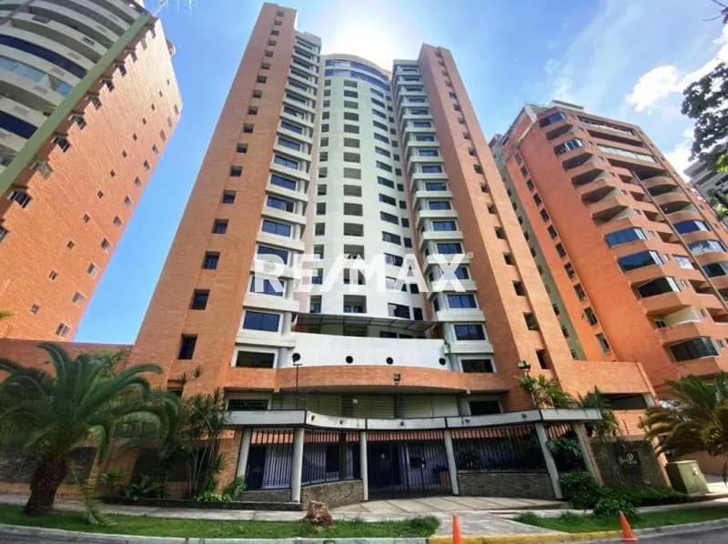 En venta apartamento en Valencia, urb. Trigaleña Alta, Res. Bahía de Plata