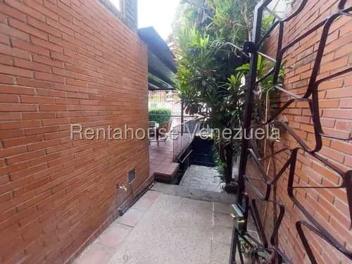 Casa En Alquiler - Los Dos Caminos - Andreina Castro - Mls #26-19634