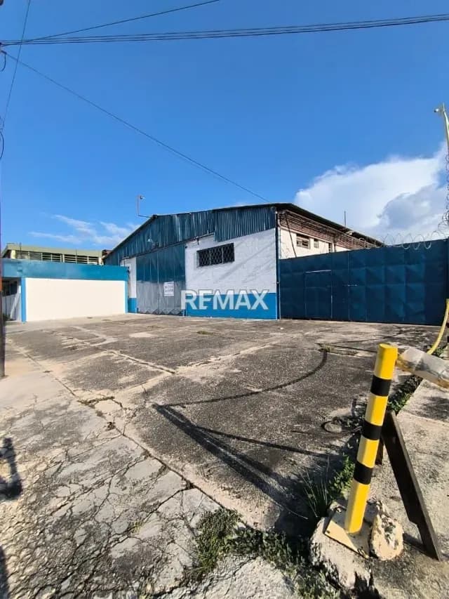 Venta de galpón industrial zona industrial La Quizanda