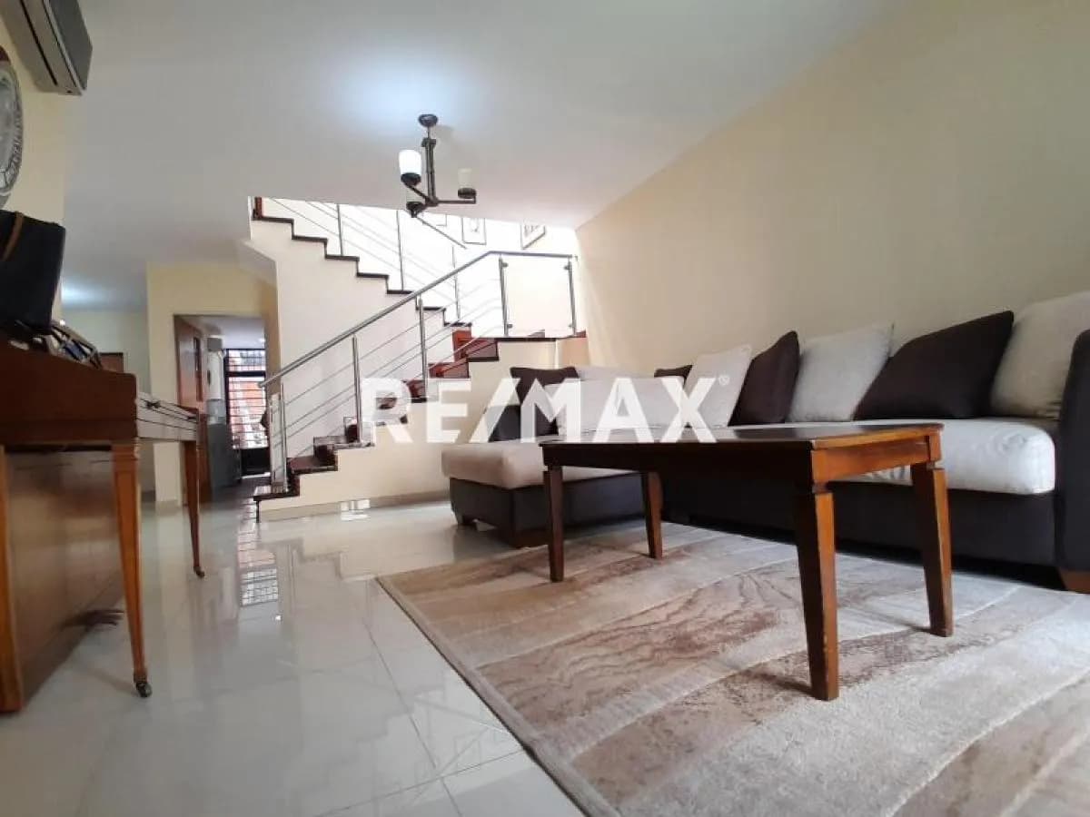VENTA CASA EN EL MARQUES