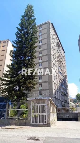 APARTAMENTO EN VENTA - URB. LA CALIFORNIA NORTE