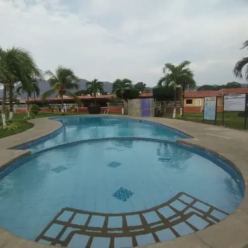 Michelle Alquila Casa Amoblada Valle De Oro San Diego Con Piscina Ev-r /626
