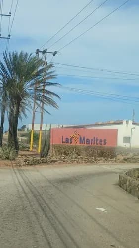 Casa Amplia En Las Marites