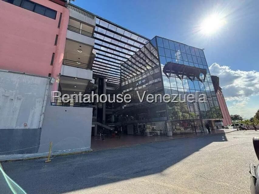 Comercial (Consultorio Medico) en Alquiler en Terrazas del Avila, Distrito Metropolitano